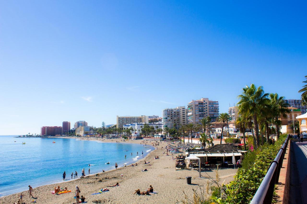 Aloha Playa With Ocean Views And Pools Lejlighed Benalmádena